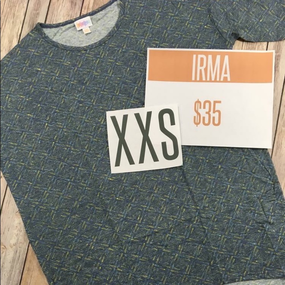 XXS LULAROE IRMA